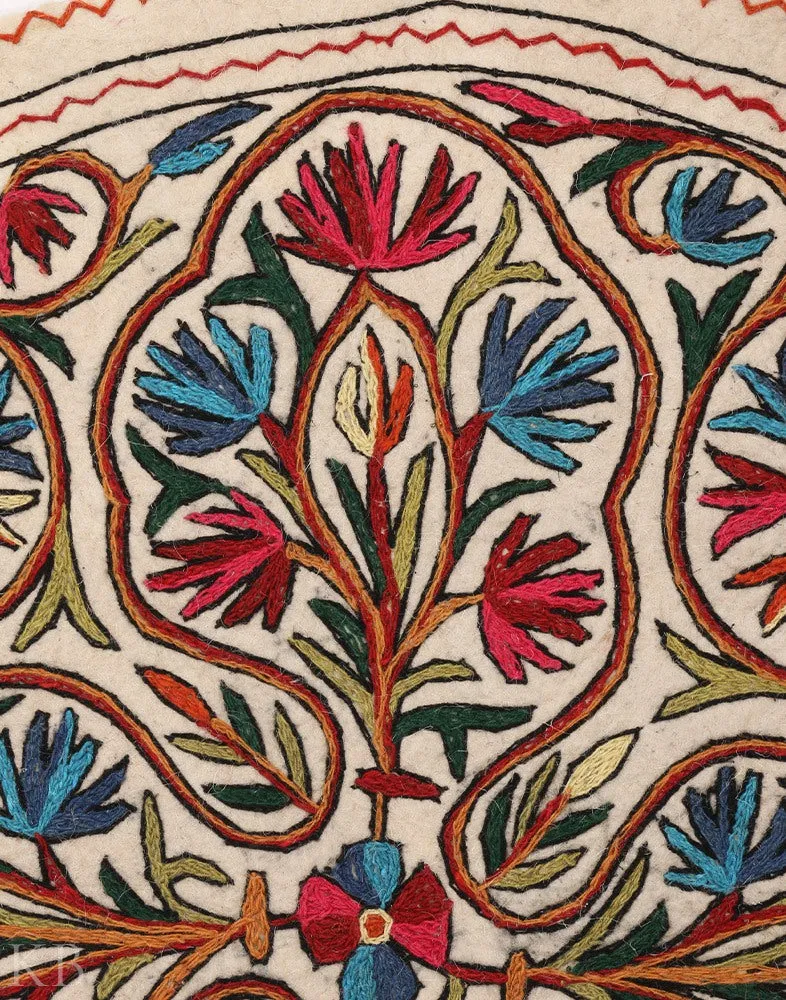 Diwan-e-Khas Quatrefoil Kashmiri Chinar Namda