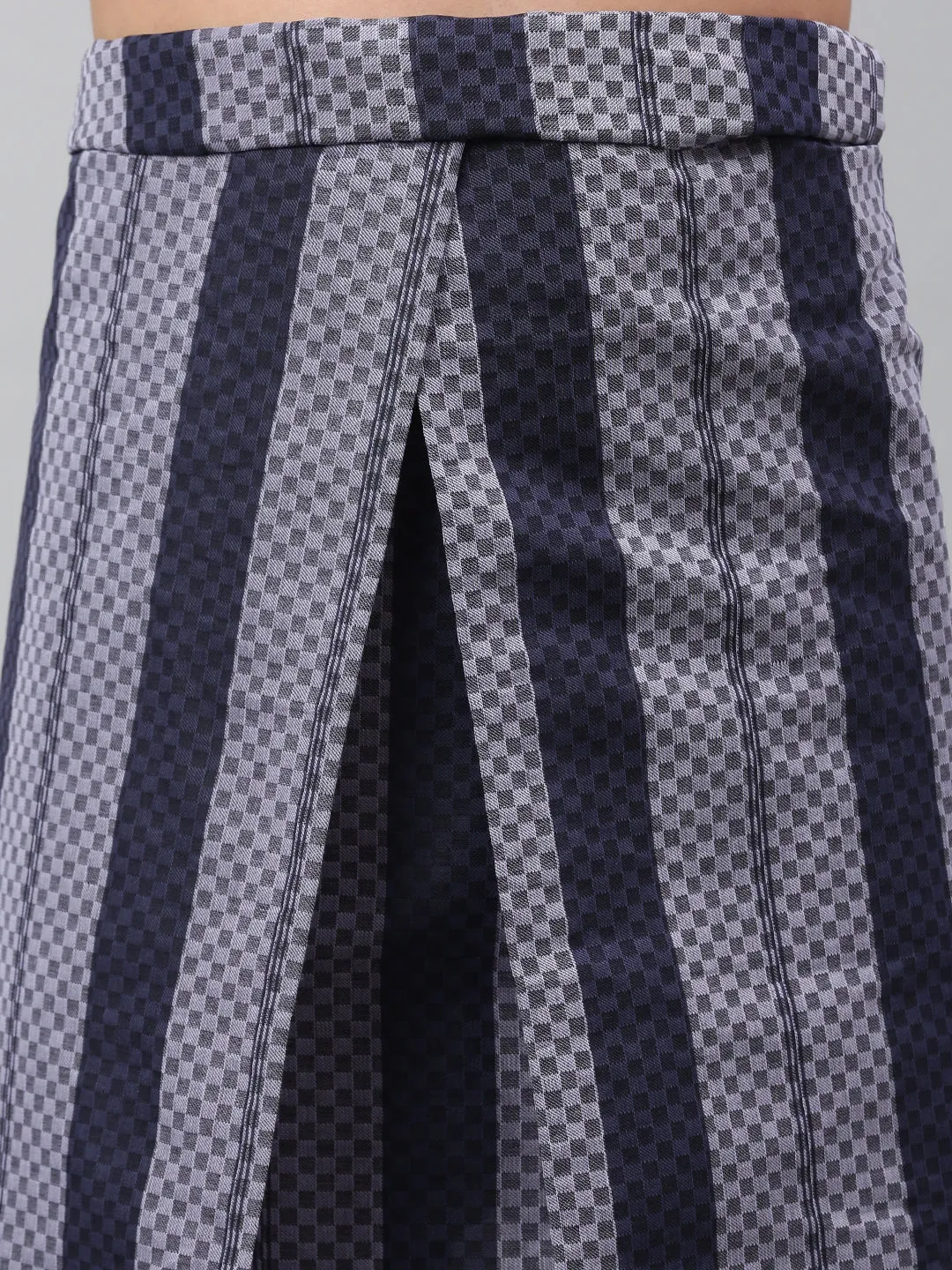 DOBBY DESIGN 24