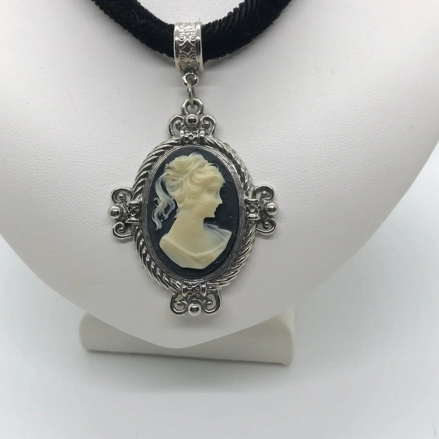 Vintage 1928 Ornate Cameo on Black Velvet Choker